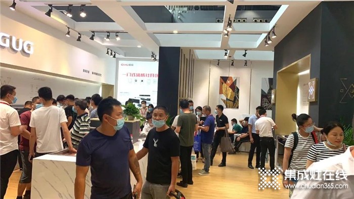 “超人氣”展館！佳歌集成驚艷亮相灶廣交會(huì)，參展首日喜迎開(kāi)門(mén)紅！